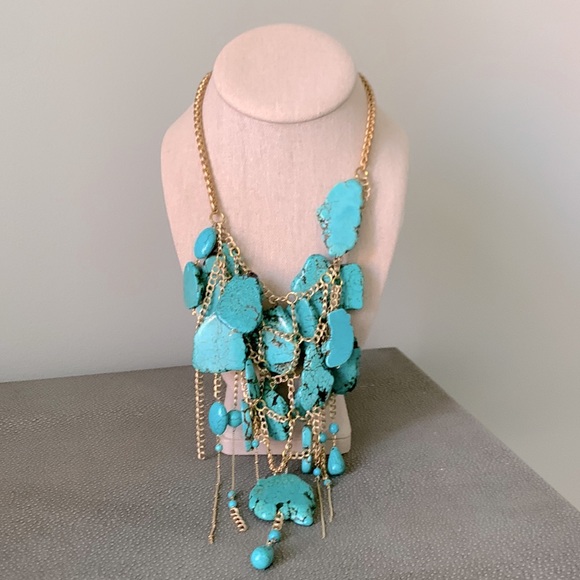 Statement Necklace - Picture 1 of 4